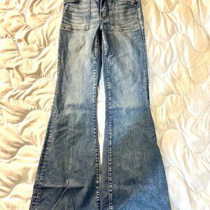 American Eagle Jeans Boot Cut Size 2 Regular Inseam 29 inches